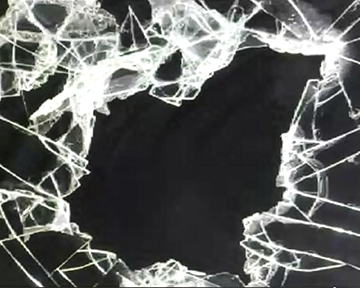 ガラス粉砕イメージ